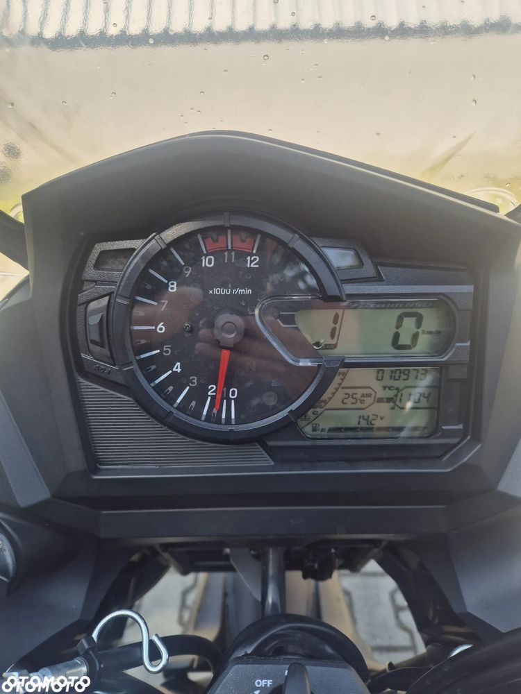 Suzuki V-STROM - 9