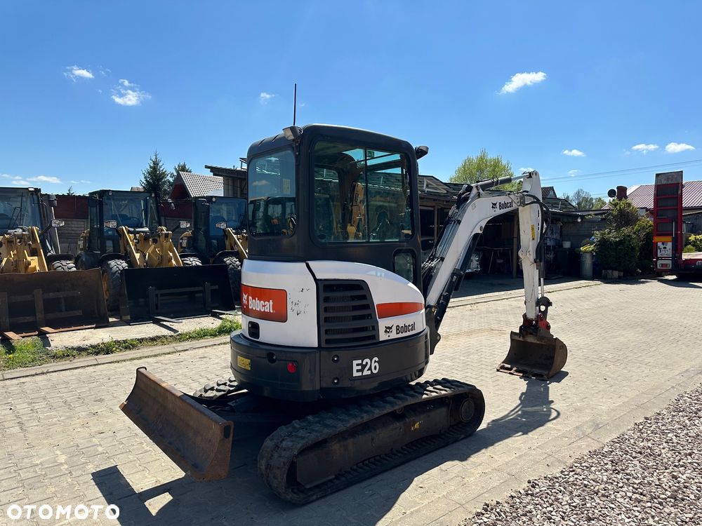 Bobcat E26 - 5
