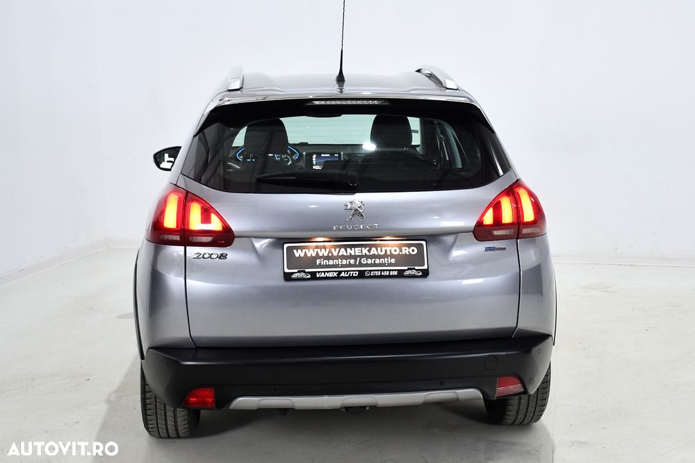 Peugeot 2008 PureTech 110 Stop&Start Allure - 9