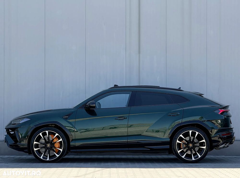 Lamborghini URUS Standard - 4