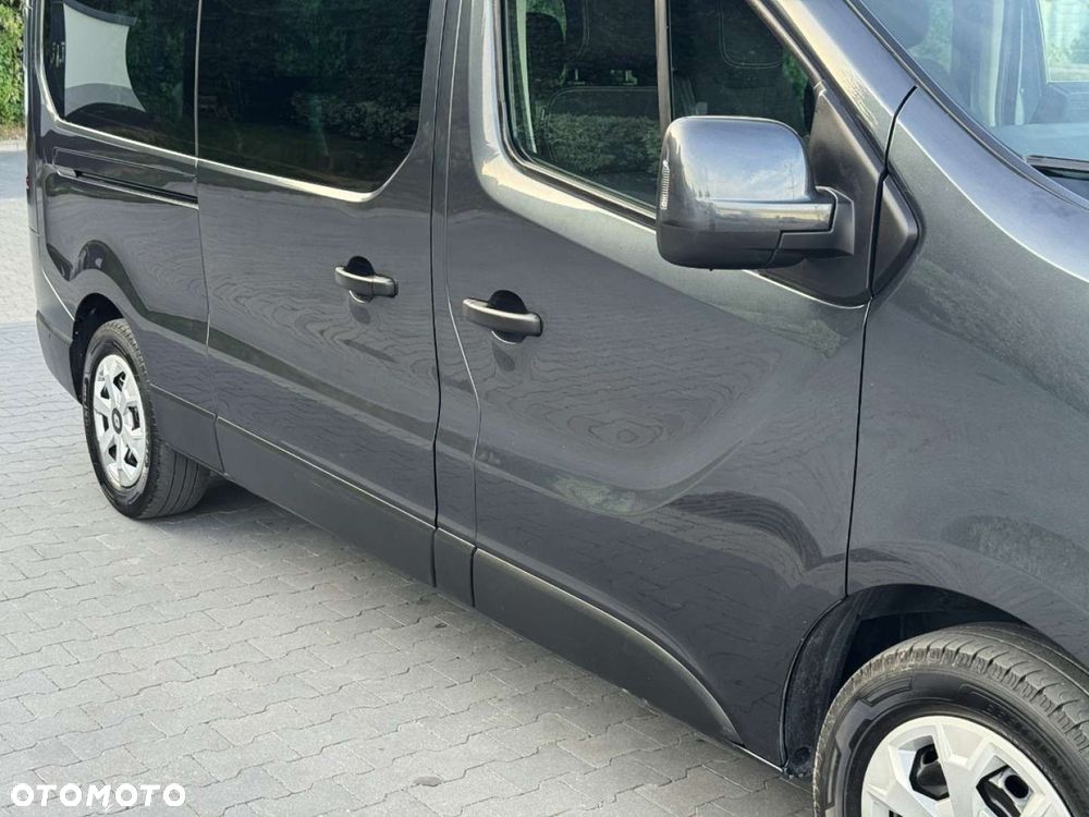 Renault Trafic - 12