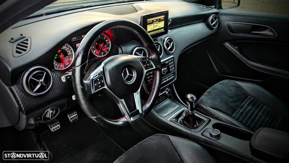 Mercedes-Benz A 180 CDI AMG Line - 16