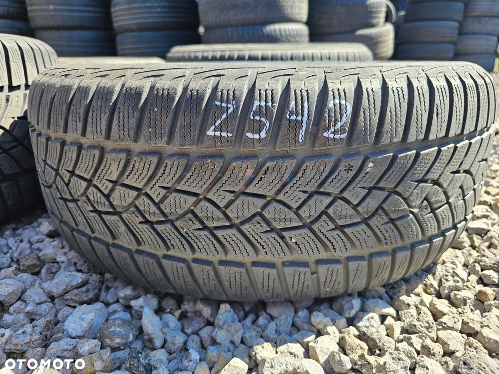 Opona zimowa GOODYEAR 215/55R16 93H UG PERFORMANCE GEN-1 (1szt.) (1x5,5) (DOT: 1x1715) Z542