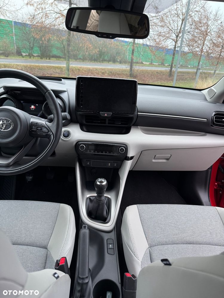 Toyota Yaris 1.5 Style - 19