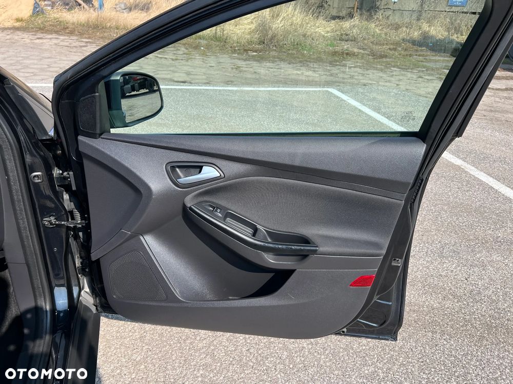 Ford Focus 1.0 EcoBoost Start-Stopp-System Champions Edition - 26