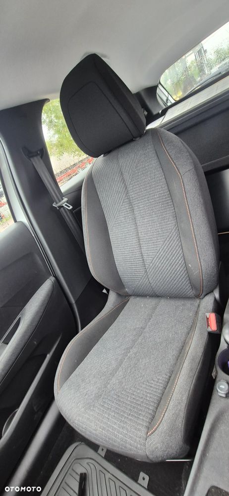 Peugeot 208 1.2 PureTech Active S&S EAT8 - 19