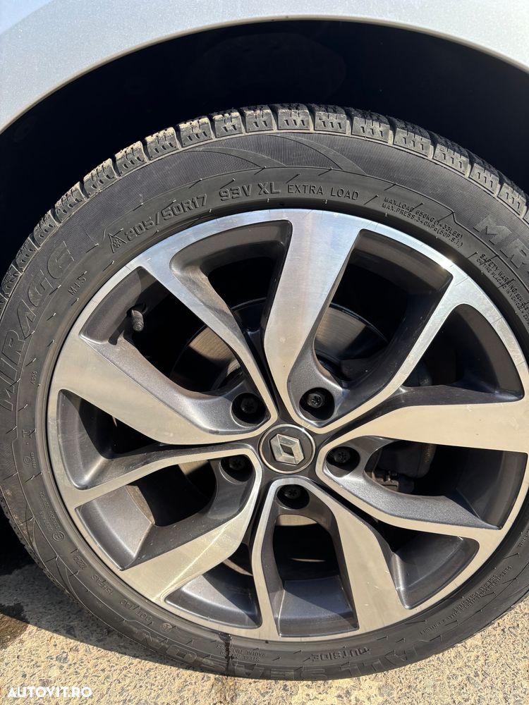 Renault Megane ENERGY TCe 130 BOSE EDITION - 26