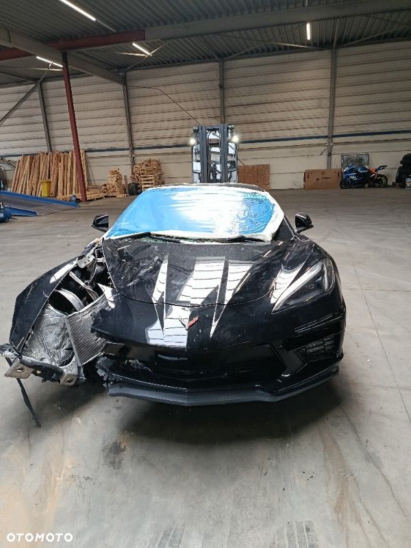 Chevrolet Corvette - 26
