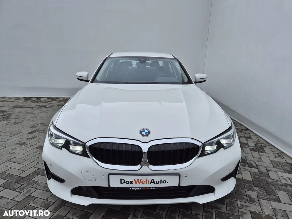BMW Seria 3 320d xDrive AT MHEV - 8