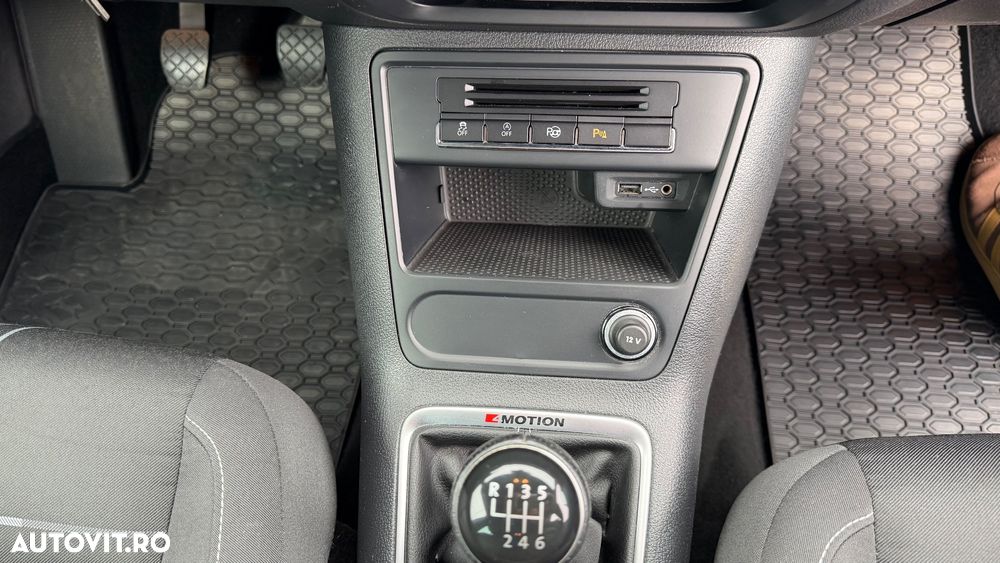 Volkswagen Tiguan 2.0 TDI SCR 4MOTION BlueMotion Technology Lounge Sport & Style - 8