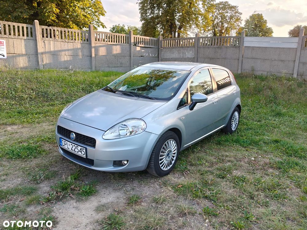 Fiat Grande Punto 1.4 16V Emotion - 1