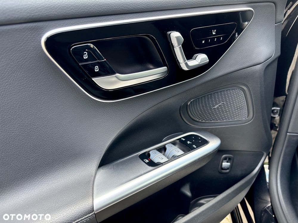 Mercedes-Benz Klasa C 200 d 9G-TRONIC - 25