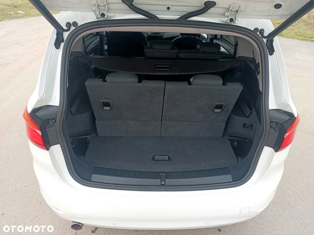 BMW Seria 2 218d GT M Sport - 31