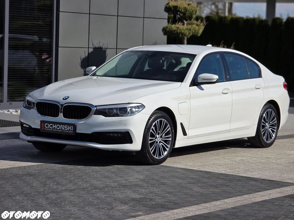 BMW Seria 5 530e iPerformance xDrive Sport Line sport - 1