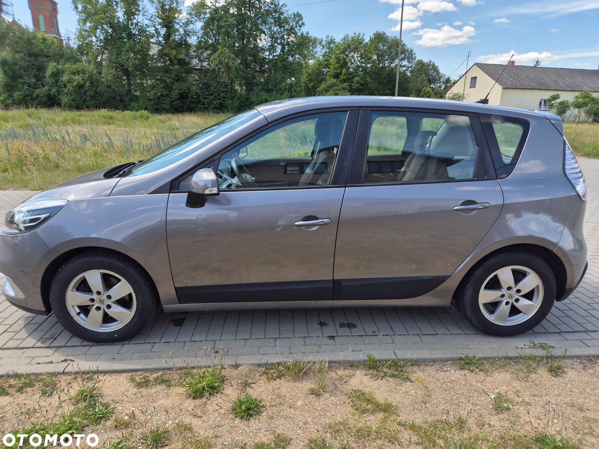 Renault Scenic 1.5 dCi Life - 1