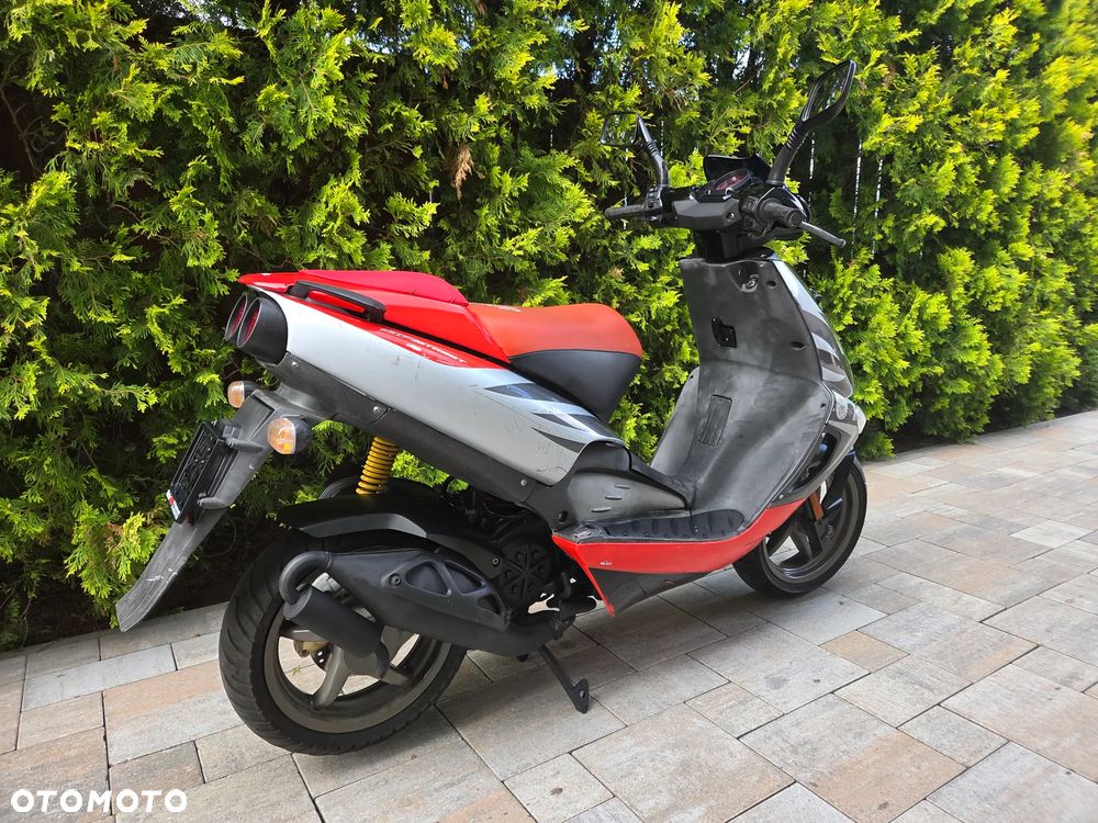 Aprilia SR - 3