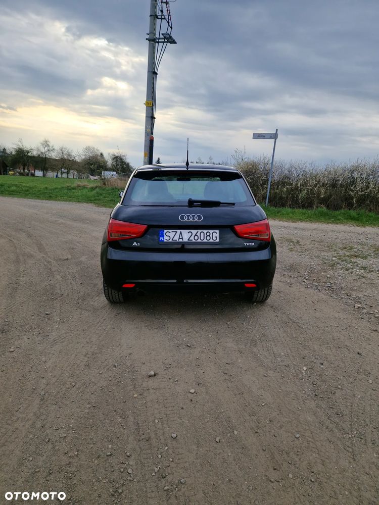 Audi A1 3-drzwiowe 1.2 TFSI Attraction - 4