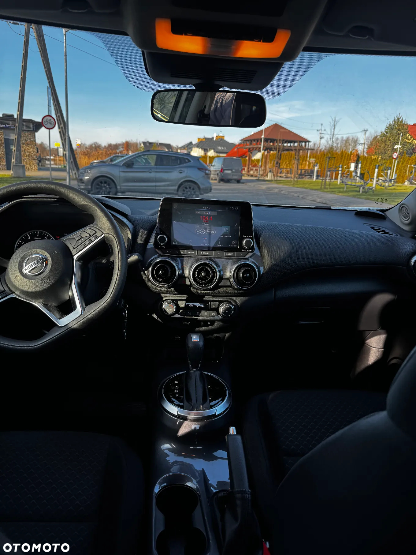 Nissan Juke 1.0 DIG-T Acenta DCT - 2