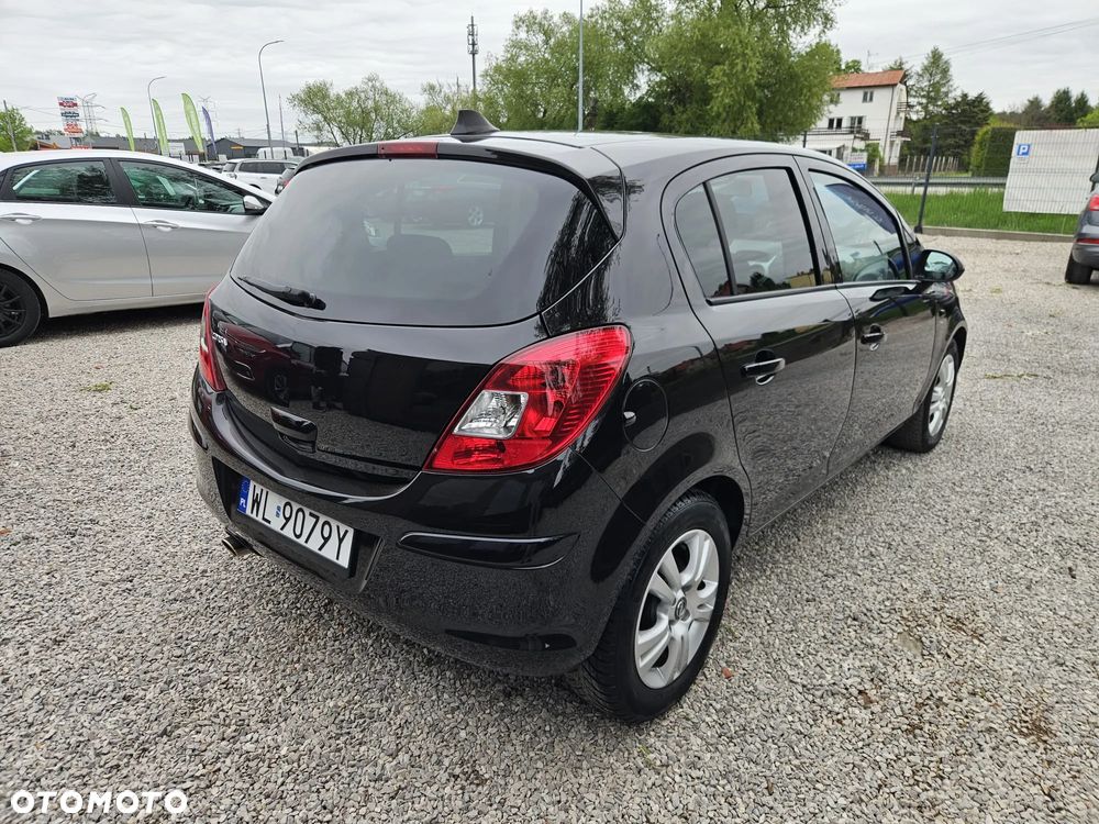Opel Corsa 1.4 16V Satellite - 15