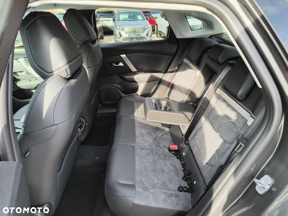 Citroën C4X 1.2 mHEV Max eDCT6 - 10