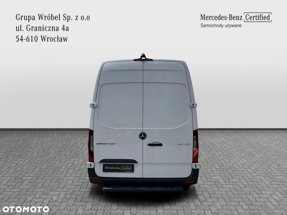 Mercedes-Benz Sprinter - 6
