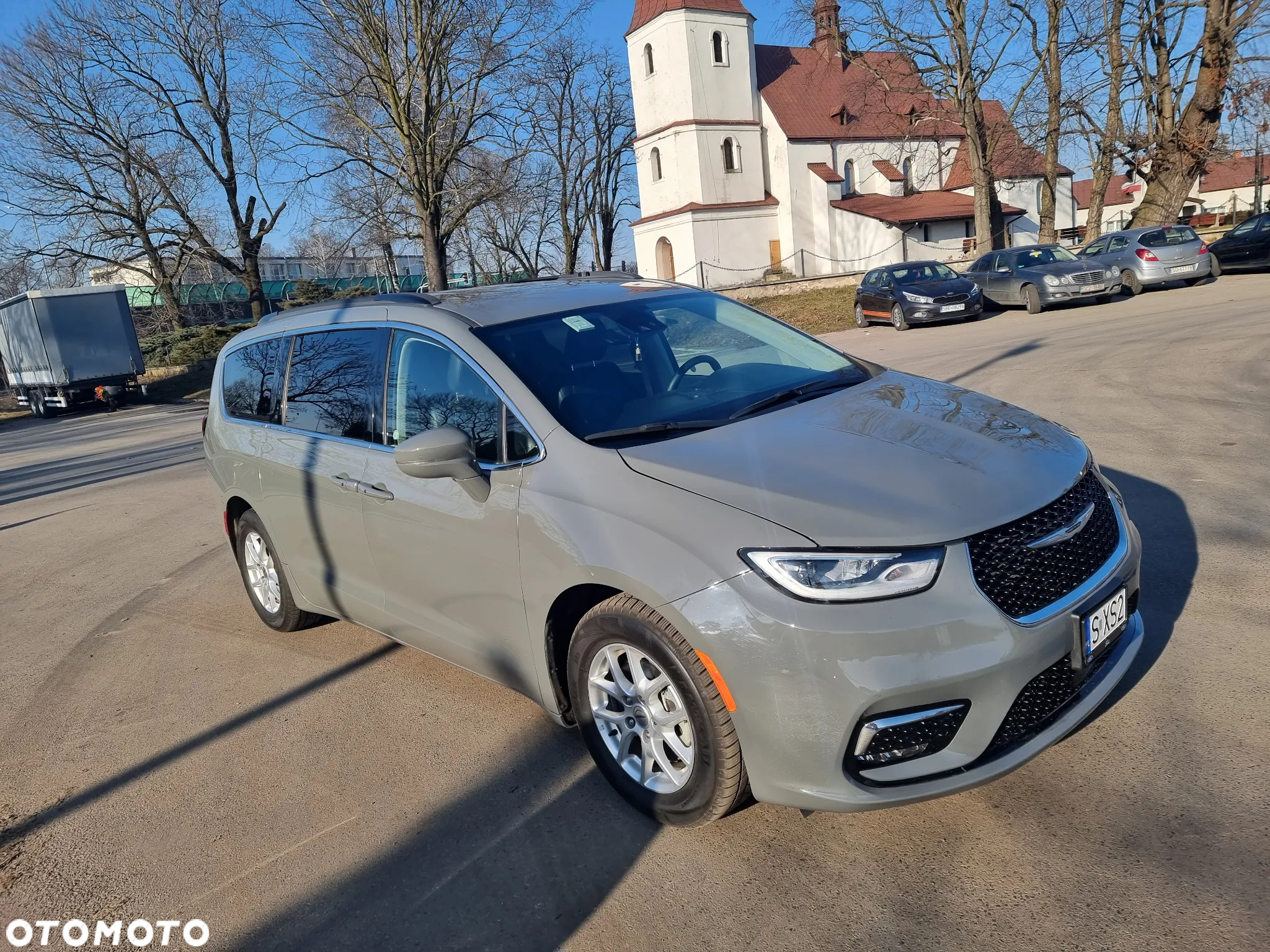 Chrysler Pacifica - 6