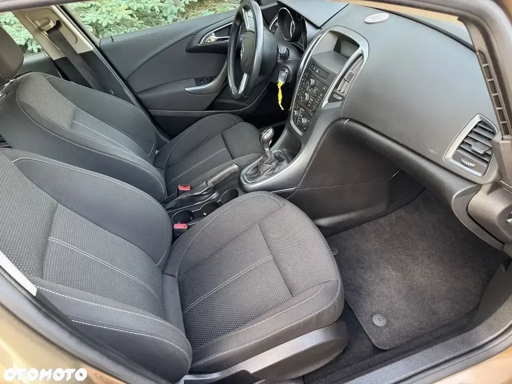 Opel Astra - 17