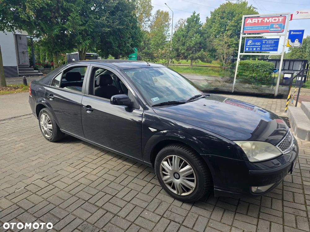 Ford Mondeo 2.0 Ghia - 4