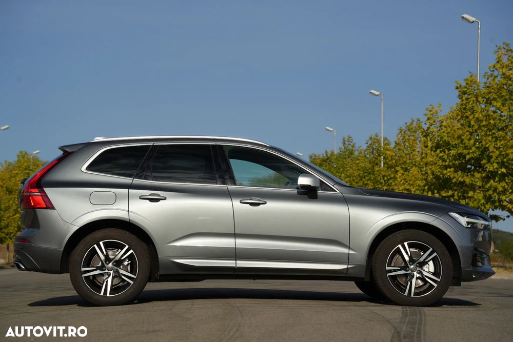 Volvo XC 60 D4 AWD Geartronic RDesign - 25