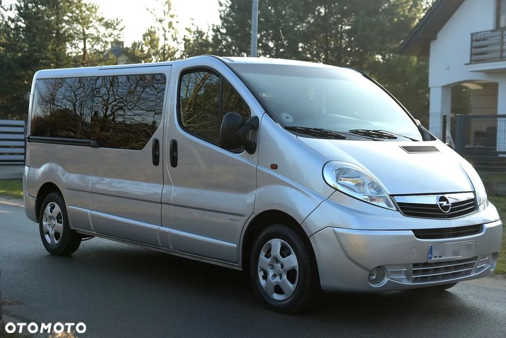 Opel Vivaro - 9
