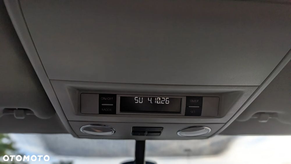 Volkswagen Multivan - 17