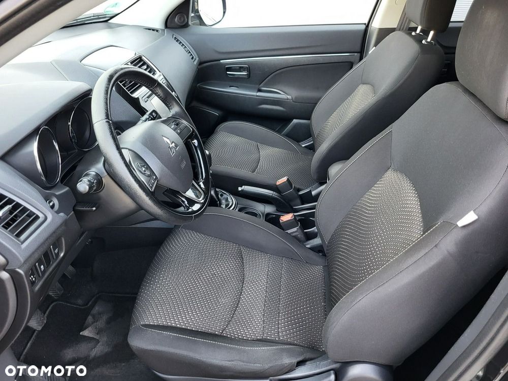 Mitsubishi ASX - 20