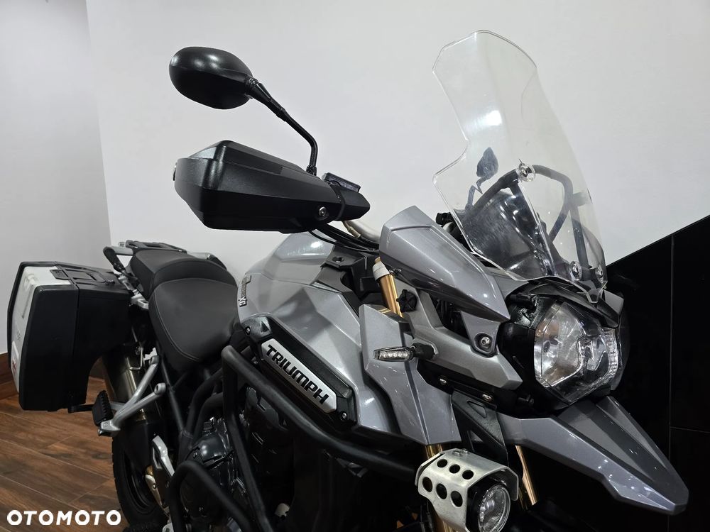 Triumph Tiger - 2