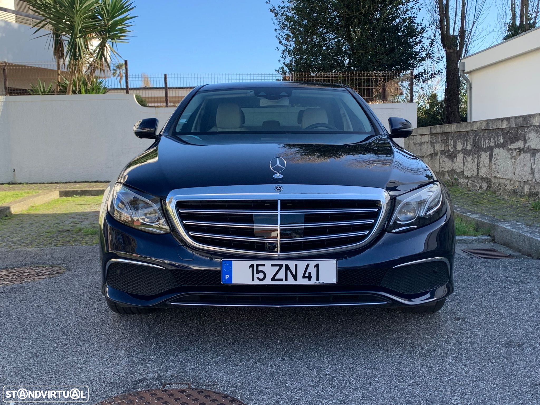 Mercedes-Benz E 300 d Exclusive Line - 1