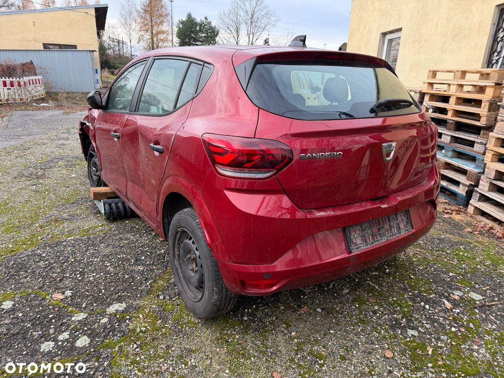 Dacia Sandero TCe 90 Essential - 5