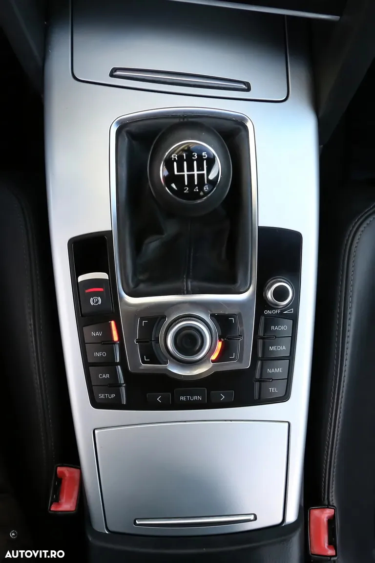 Audi A6 2.7 TDI DPF Avant - 26