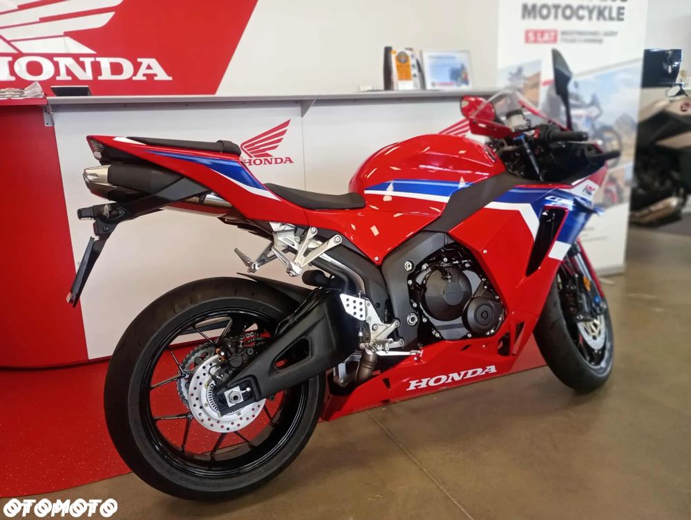 Honda CBR - 3