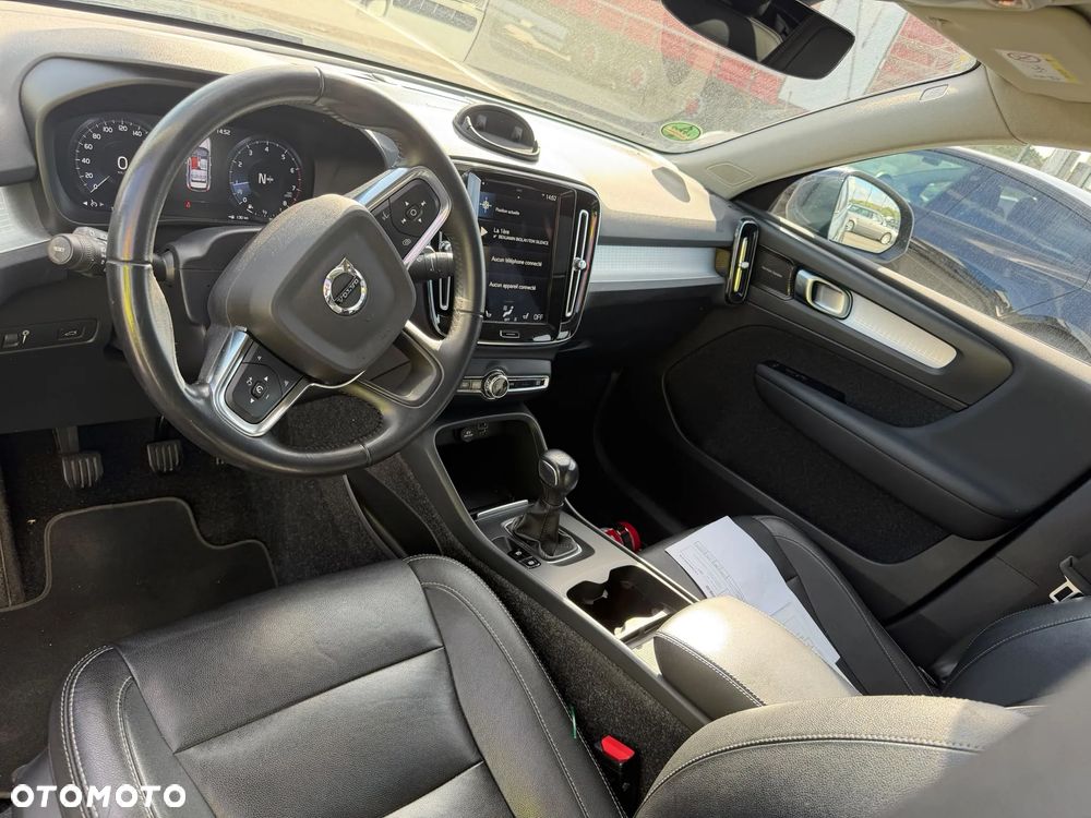Volvo XC 40 - 5