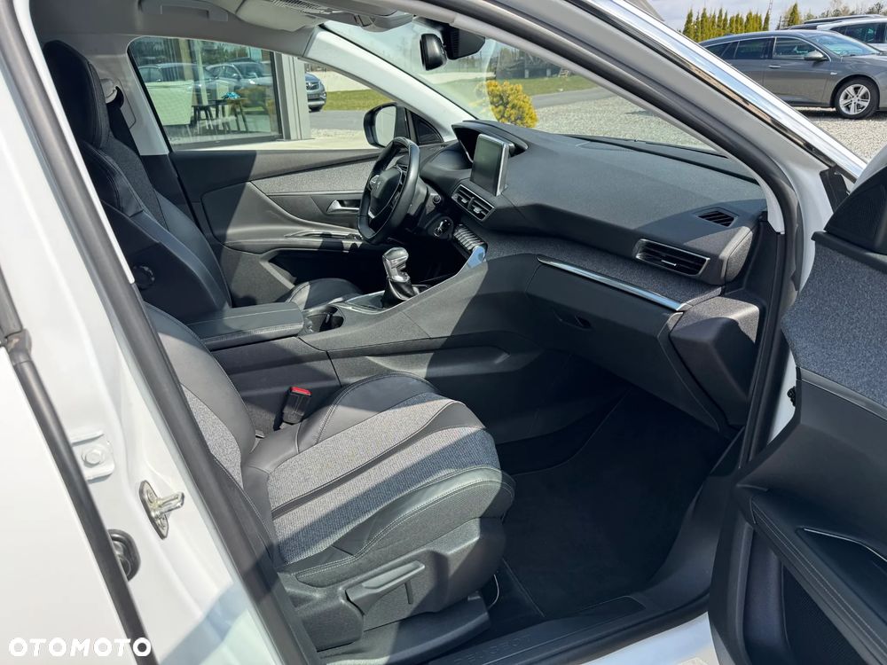 Peugeot 5008 BlueHDi 120 Allure - 14