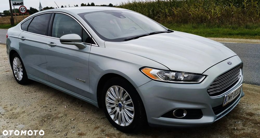 Ford Mondeo 2.0 Hybrid Titanium - 2