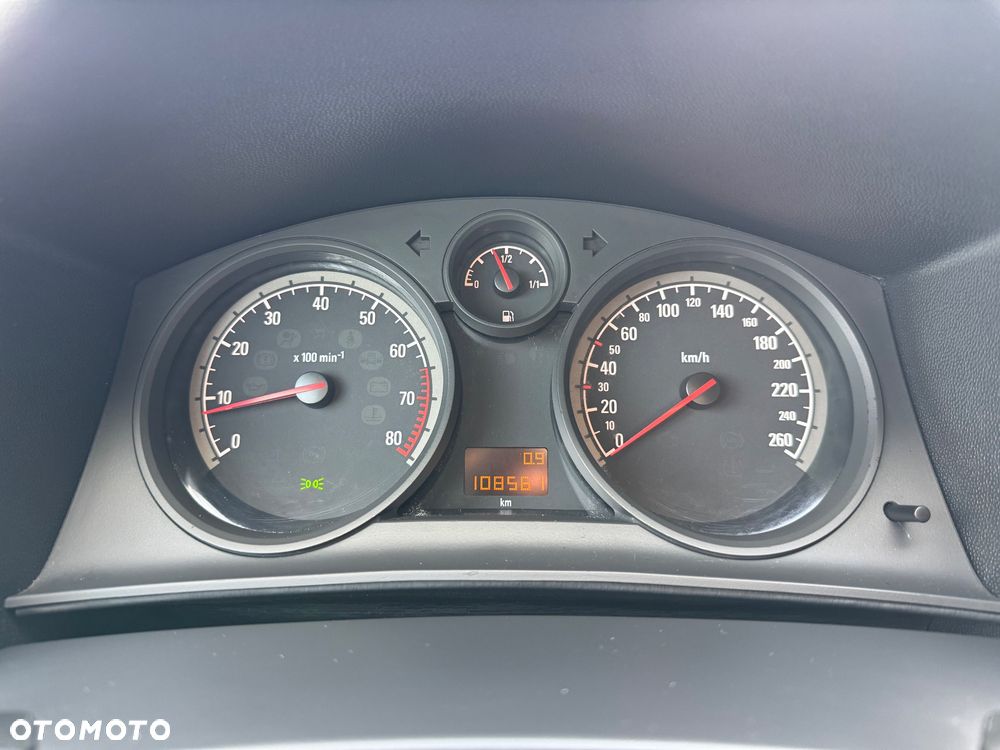 Opel Astra - 26