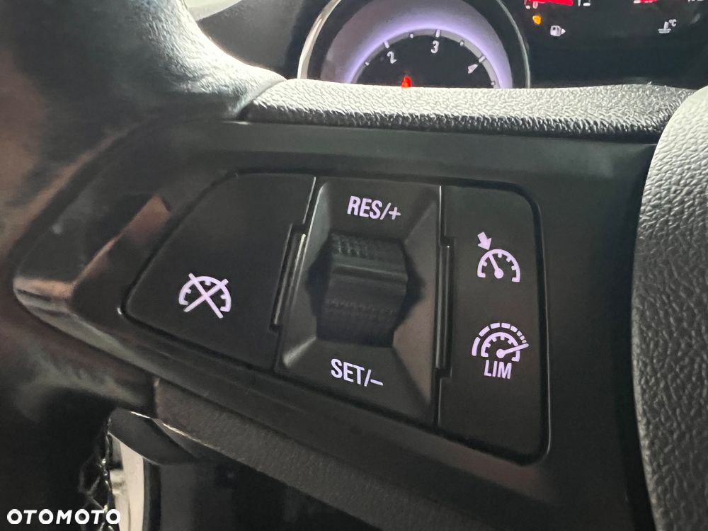 Opel Astra - 18