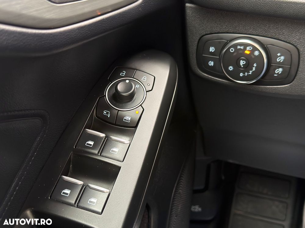 Ford Focus 1.5 EcoBlue Start-Stopp-System Aut. TITANIUM - 20