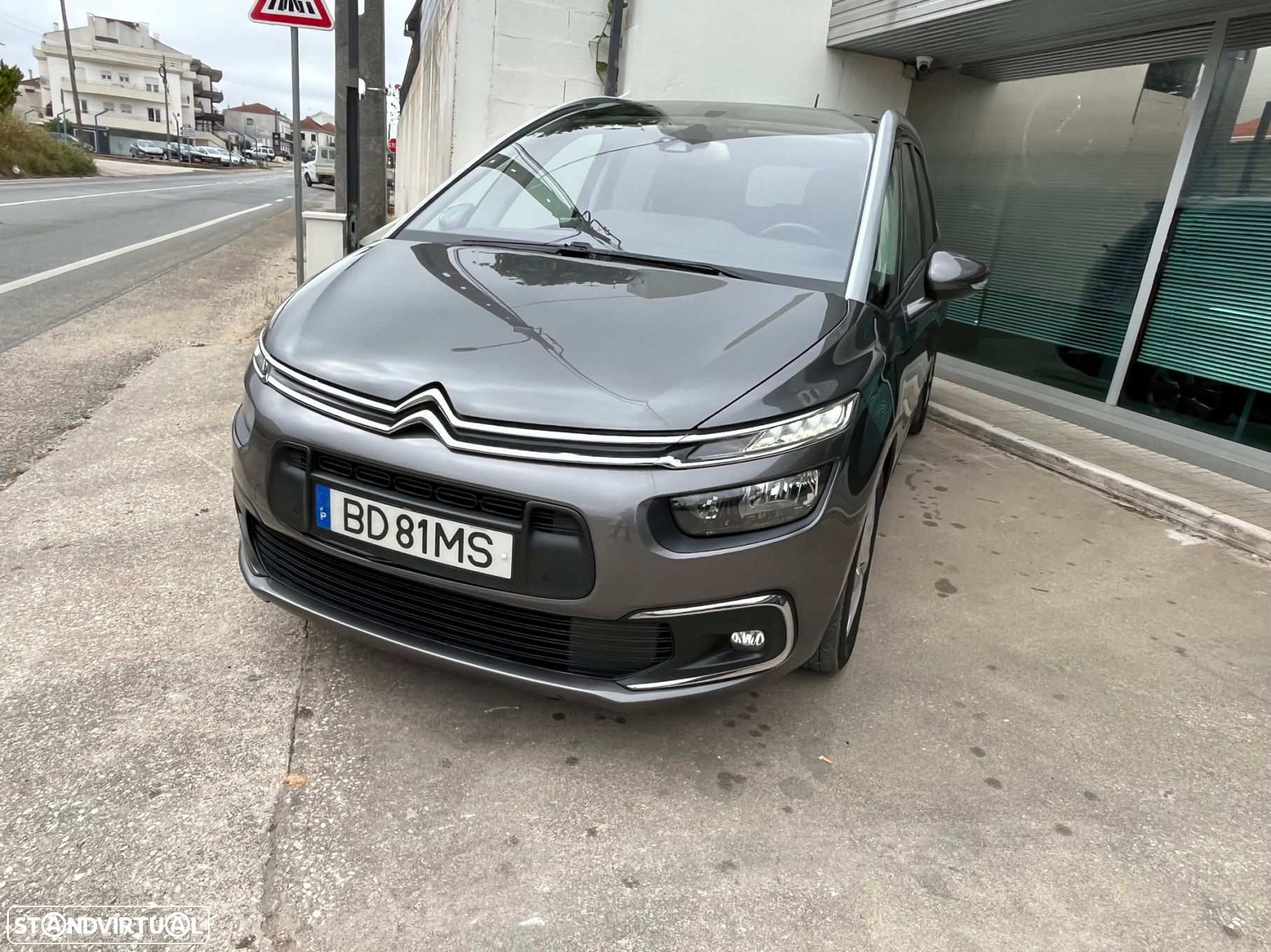 Citroën C4 Grand Picasso 1.6 BlueHDi Shine - 9