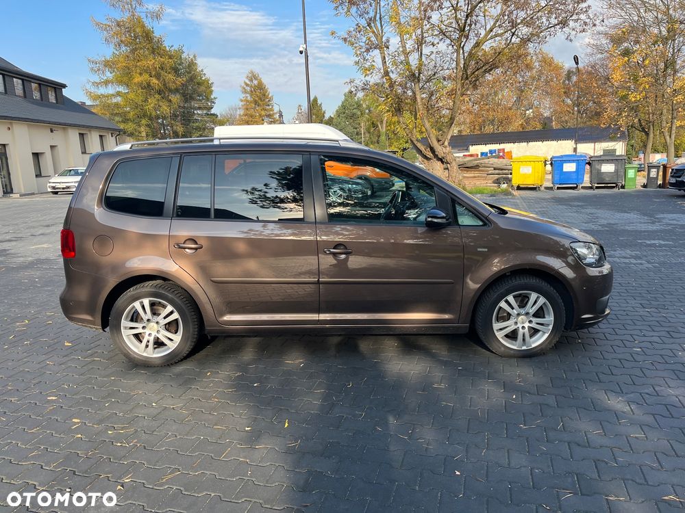Volkswagen Touran 2.0 TDI DPF BlueMotion Technology DSG MATCH - 3