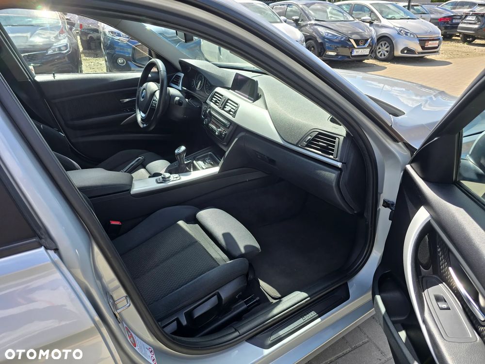 BMW Seria 3 - 11