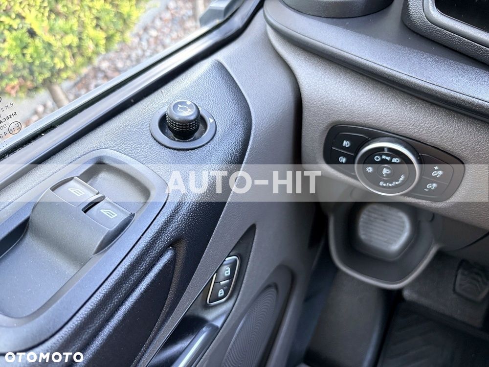 Ford Transit - 29