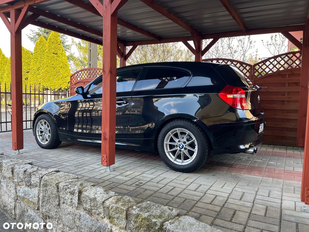 BMW Seria 1 - 15