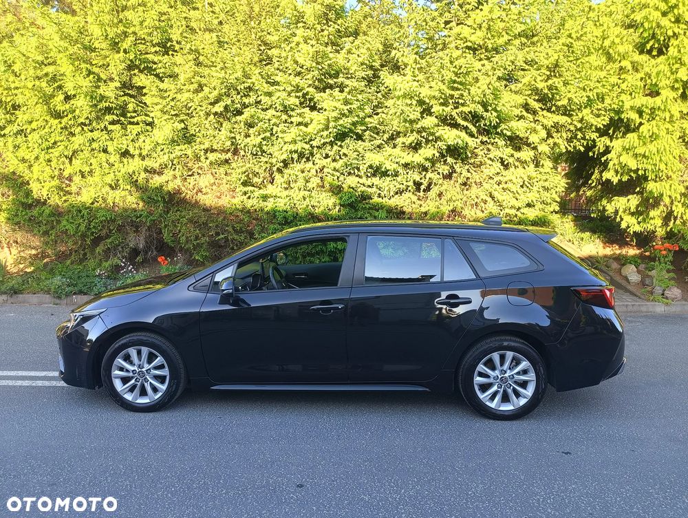 Toyota Corolla 1.8 Business Edition - 30