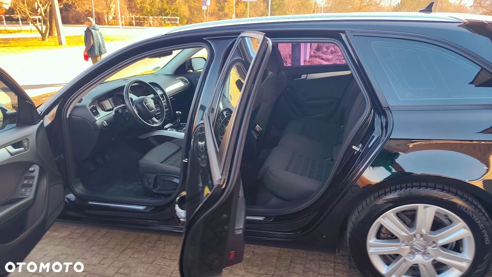 Audi A4 Avant 3.0 TDI DPF quattro Attraction - 15
